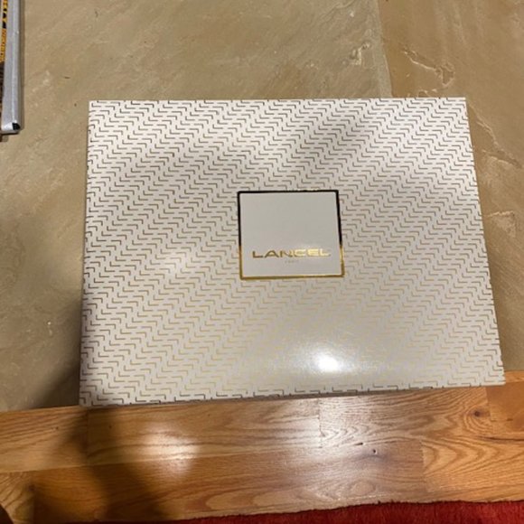 New in Box Rare Luxe Lancel Paris Blanket Throw Gift - Picture 4 of 6